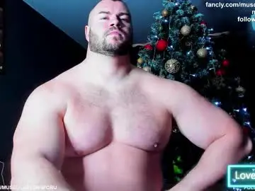Chaturbate Live Sex Cam of muscularjohnforu