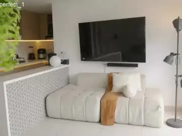 Chaturbate Free Porn Cam of nobodyisperfect___