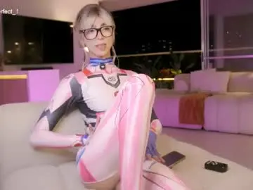 Chaturbate Adult Video Chat of nobodyisperfect___