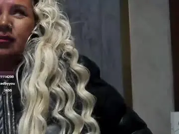 Chaturbate Watch Live Sex Cams of sierra_quinn