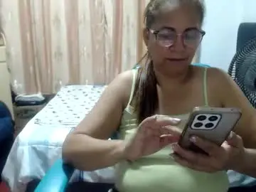 Chaturbate Watch Live Sex Cams of candy_maturee49