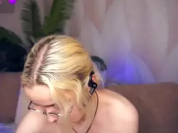 Chaturbate Best live sex cam show of deannmaslen