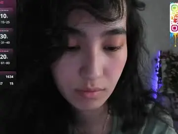 Chaturbate Live Sex Cam of donnaa_drew