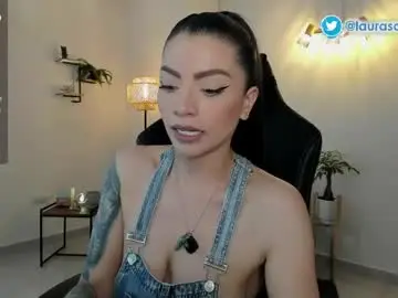 Chaturbate Best live sex cam show of laurasophya