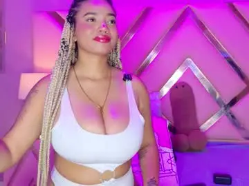 Chaturbate Live Sex Cam of malaikabrown