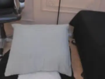 Chaturbate Live Sex Cam of marian_pinzon