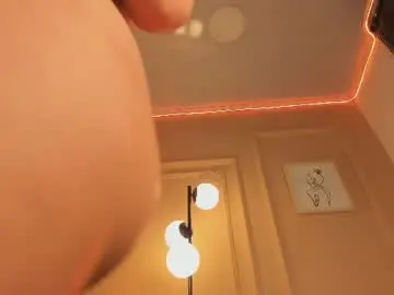 Chaturbate Live Sex Cam of marian_pinzon