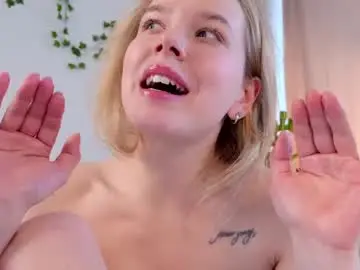 Chaturbate Free Live Porn of milly_shy