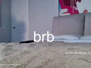 Chaturbate Live Porn of milly_shy