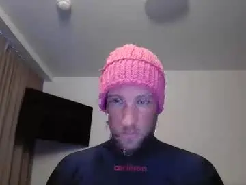 Chaturbate Live Sex Cam of moms_little_monster