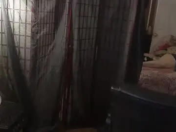 Chaturbate Free Live Porn of squirtingmama