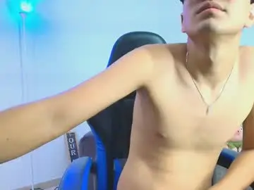 Chaturbate Free Live Porn of tylerwhiite_