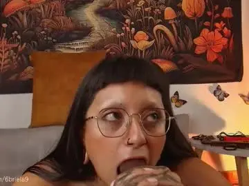Chaturbate Watch Live Sex Cams of 6briela9