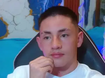 Chaturbate Watch Live Sex Cams of andres_tay