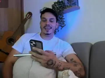 Chaturbate Live Sex Cam of legolas_15