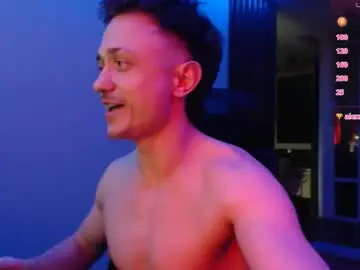 Chaturbate Live Sex Cam of ravine_doleg