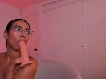 Chaturbate Live Porn of elegant_rouse