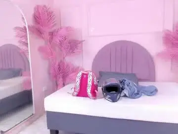Chaturbate Adult Video Chat of madyscarlett