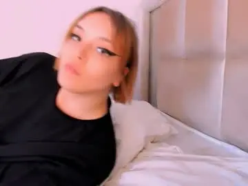 Chaturbate Live Sex Cam of yomoyoo