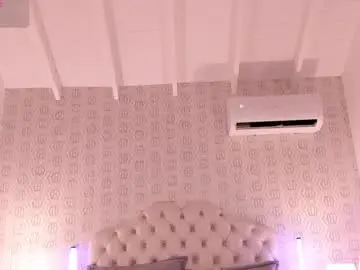 Chaturbate Watch Live Sex Cams of arirobert_