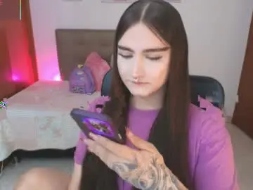 Chaturbate Watch Live Sex Cams of miley_baker