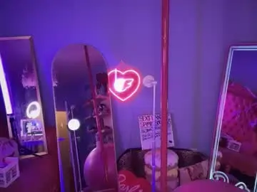 Chaturbate Live Sex of plasticfuckdoll