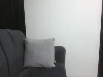 Chaturbate Live Sex Cam of violetta_m_