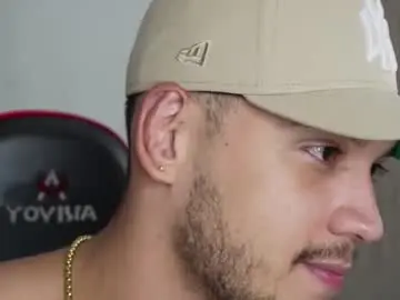 Chaturbate Watch Live Sex Cams of andy_weld