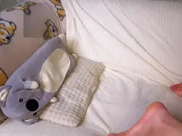 Chaturbate Nude Webcam of cute_fox_girl