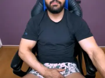 Chaturbate Free Porn Cam of jhonnyboy007