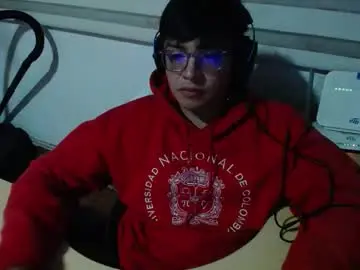 Chaturbate Best Webcam of powerfulzeus2