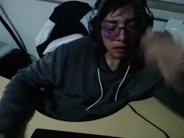 Chaturbate Sex Cam of powerfulzeus2