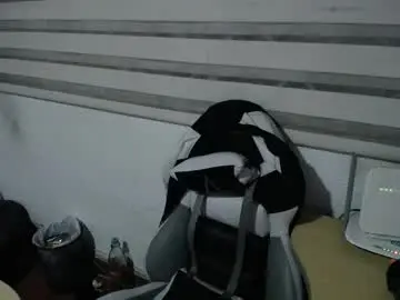 Chaturbate Free Live Porn of powerfulzeus2