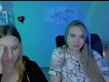 Chaturbate Live Sex Cam of naya_dream