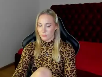 Chaturbate Adult Webcam of elaravoltage