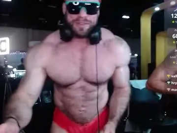 Chaturbate Nude Webcam of l0v35_2_5p00g3