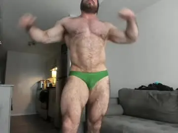 Chaturbate Live Sex Cam of l0v35_2_5p00g3