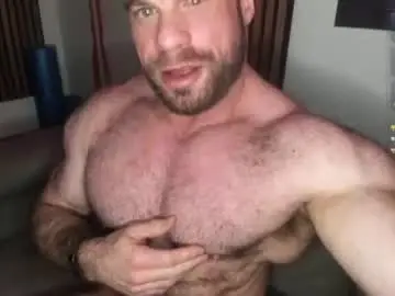 Chaturbate Nude Webcam of l0v35_2_5p00g3