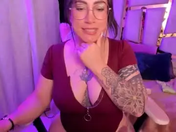 Chaturbate Live Sex Cam of _briigite