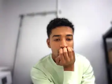 Chaturbate Nude Webcam of andrewordos_