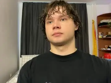 Chaturbate Live Sex Cam of eitanhere