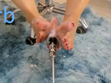 Chaturbate Live Porn of meggancurvy