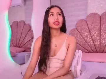 Chaturbate Sex Cam of mia_collenss