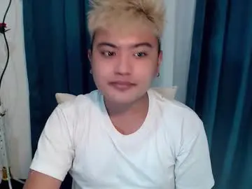 Chaturbate Live Sex Cam of xxhotloyd_cummerx