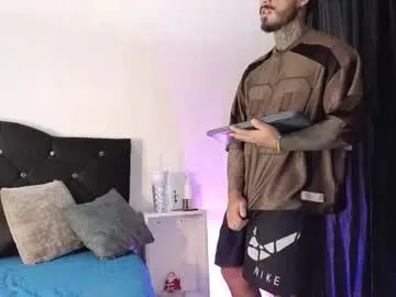 Chaturbate Live Sex Cam of john_and_louis