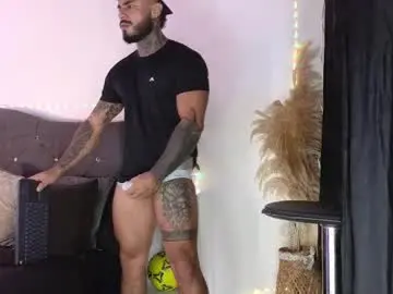 Chaturbate Nude Webcam of john_and_louis