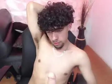 Chaturbate Live Sex of liil_boy