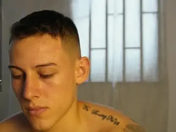 Chaturbate Free Live Porn of muscle_king_cum