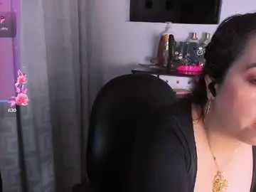 Chaturbate Best live sex cam show of carolinasweet33