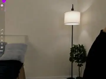 Chaturbate Adult Webcams of cherrymira